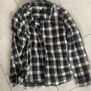 LIKE NEW LL Bean - Medium Petite flannel